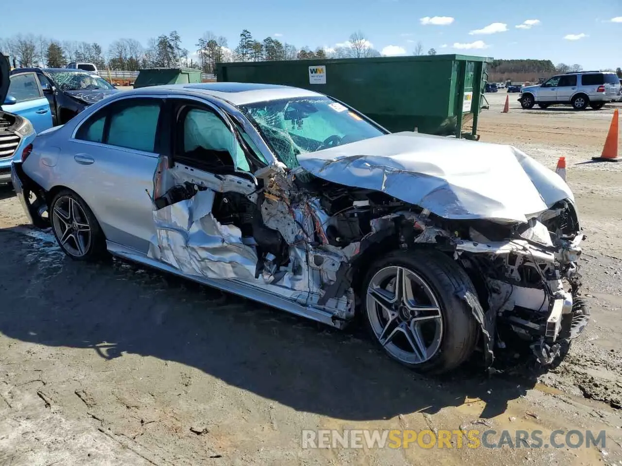 4 Photograph of a damaged car 55SWF8DB3KU312397 MERCEDES-BENZ C-CLASS 2019