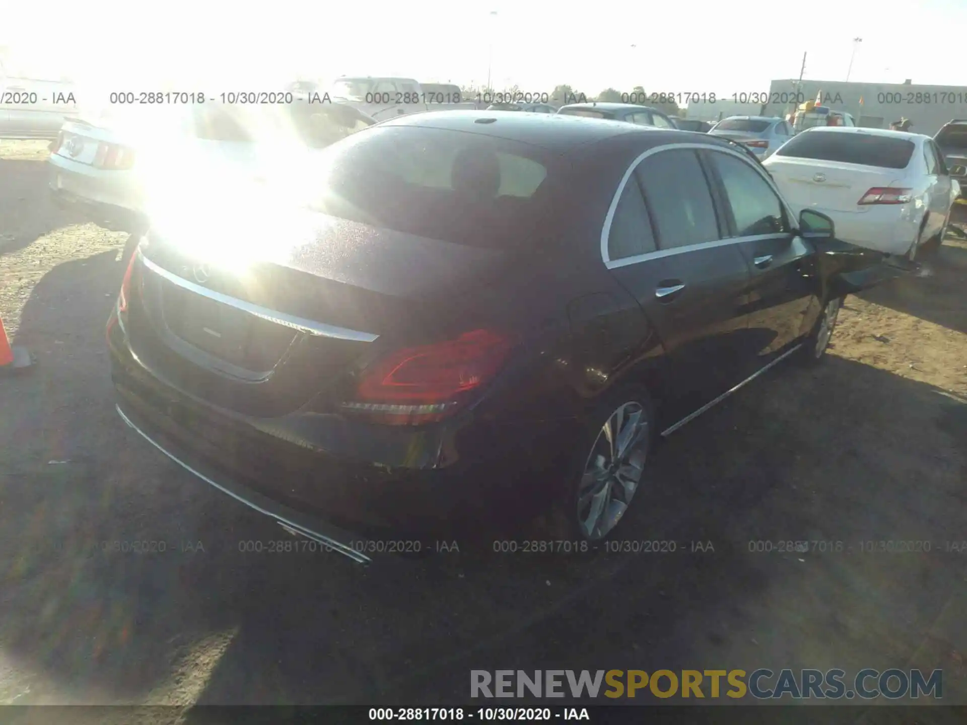 4 Photograph of a damaged car 55SWF8DB4KU313946 MERCEDES-BENZ C-CLASS 2019