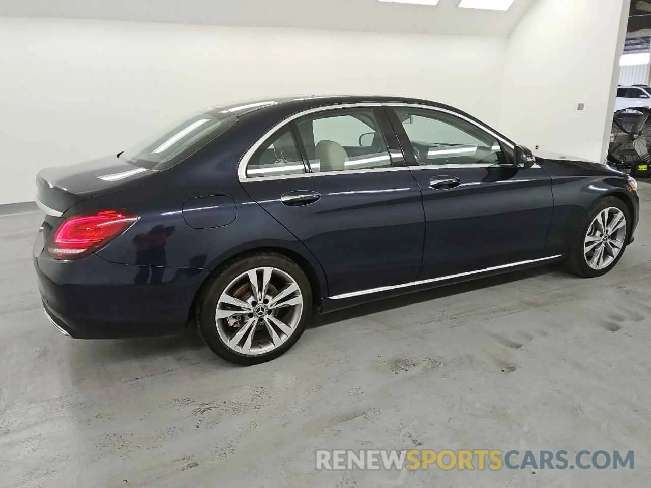 3 Photograph of a damaged car 55SWF8DB5KU297563 MERCEDES-BENZ C-CLASS 2019