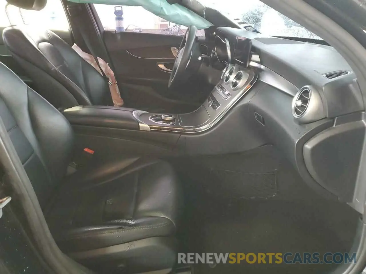 7 Photograph of a damaged car 55SWF8DB5KU310120 MERCEDES-BENZ C-CLASS 2019