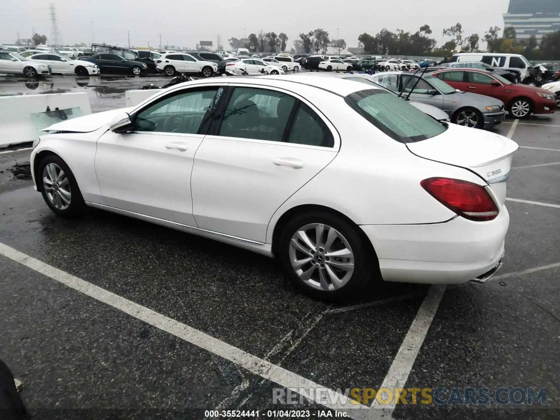 3 Photograph of a damaged car 55SWF8DB6KU293232 MERCEDES-BENZ C-CLASS 2019