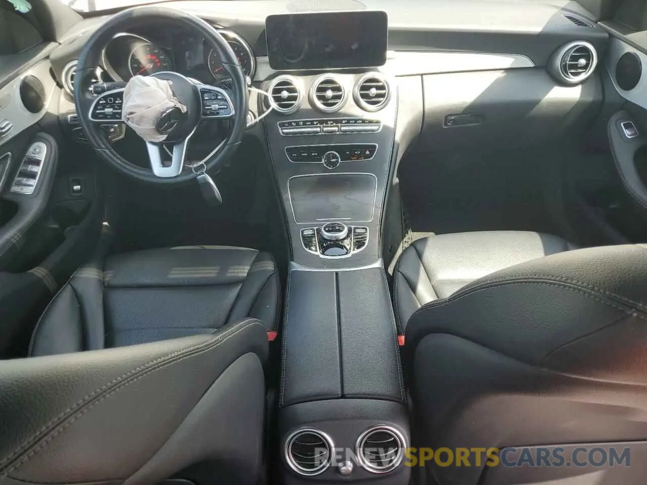 8 Photograph of a damaged car 55SWF8DB6KU296308 MERCEDES-BENZ C-CLASS 2019