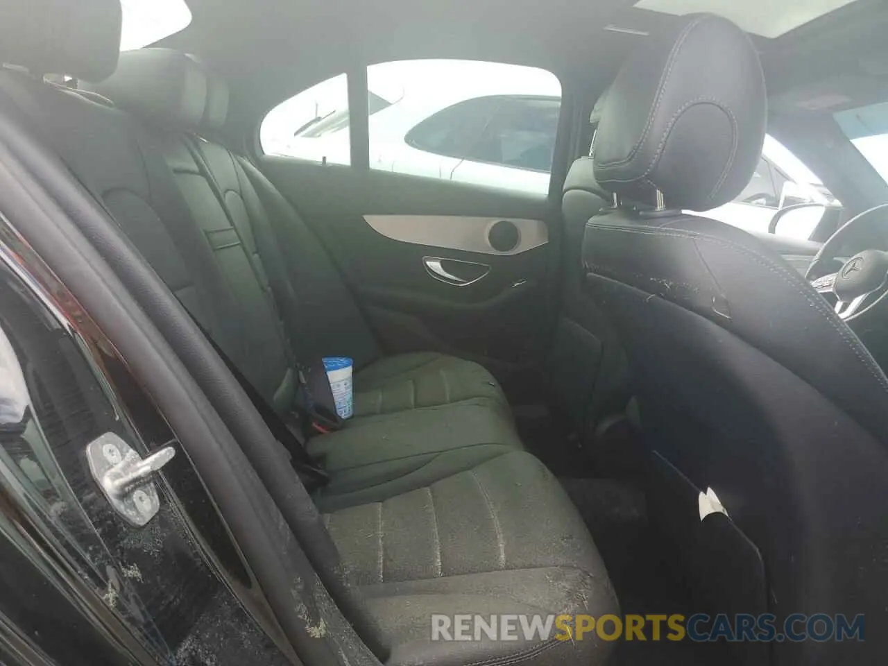 10 Photograph of a damaged car 55SWF8DB6KU311843 MERCEDES-BENZ C-CLASS 2019