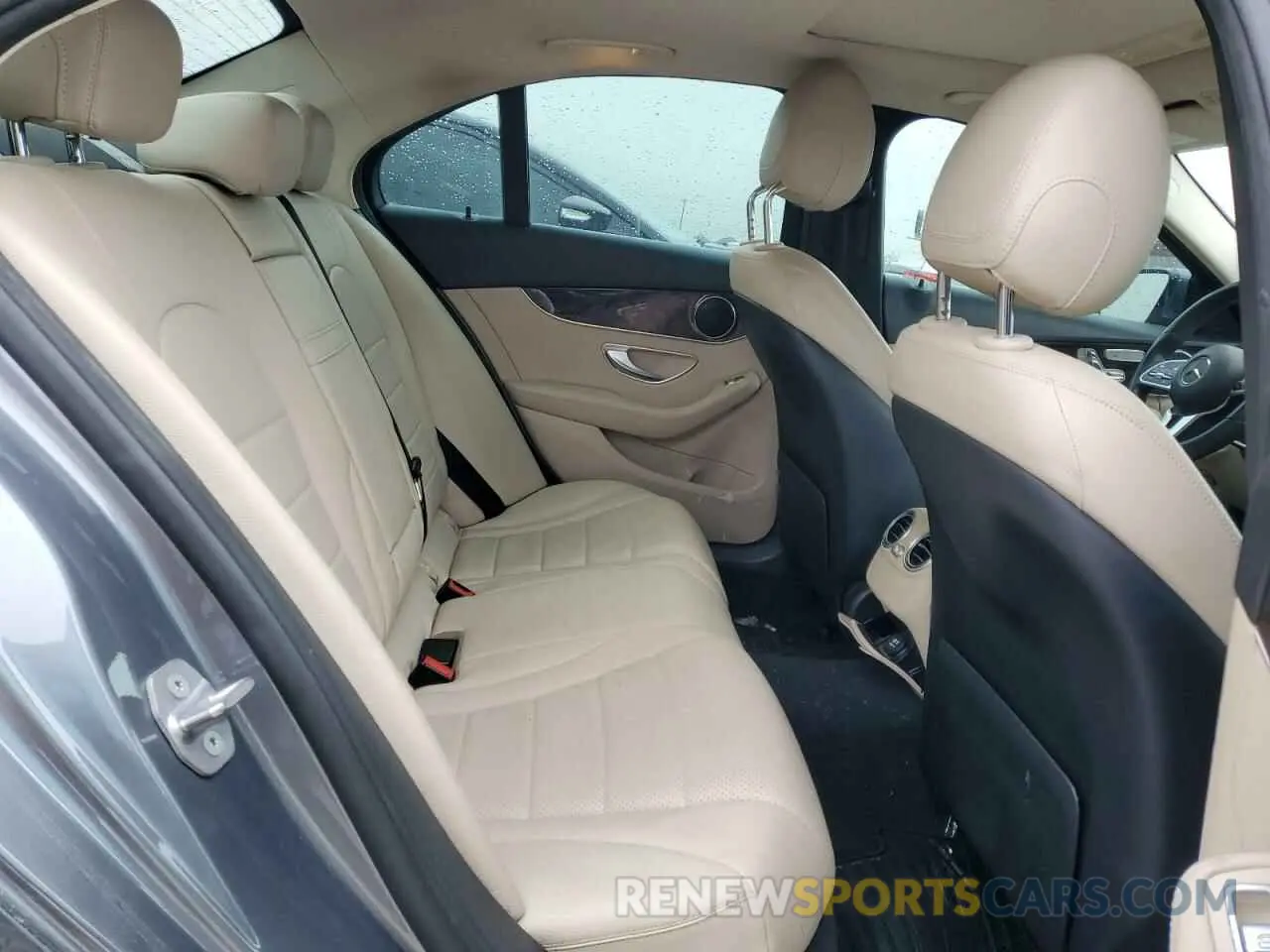 10 Photograph of a damaged car 55SWF8DB7KU286872 MERCEDES-BENZ C-CLASS 2019