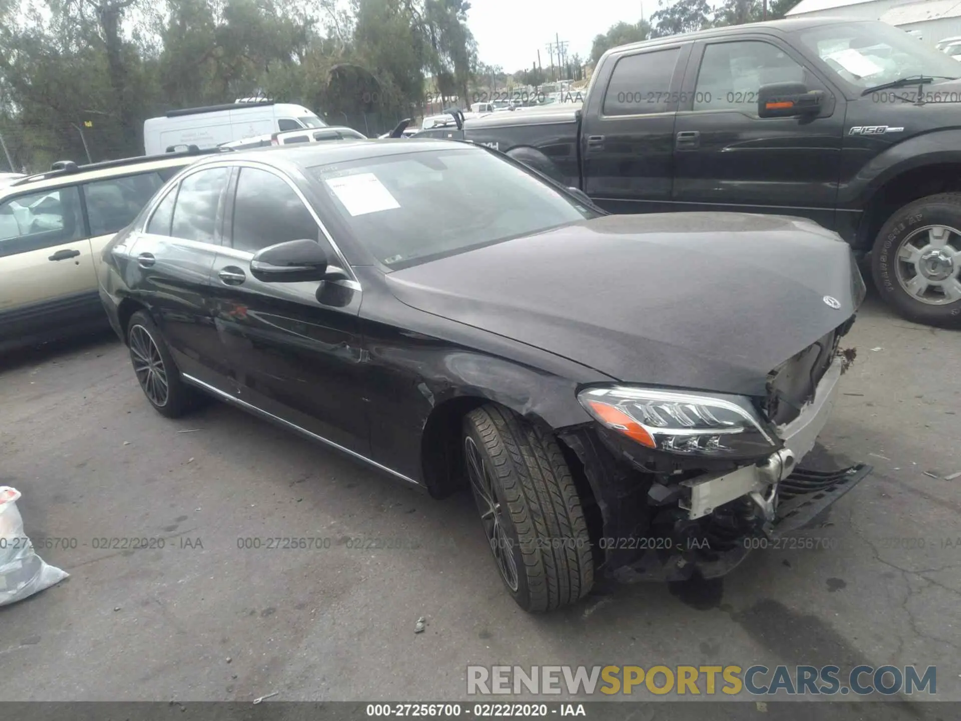 1 Photograph of a damaged car 55SWF8DB7KU288962 MERCEDES-BENZ C-CLASS 2019