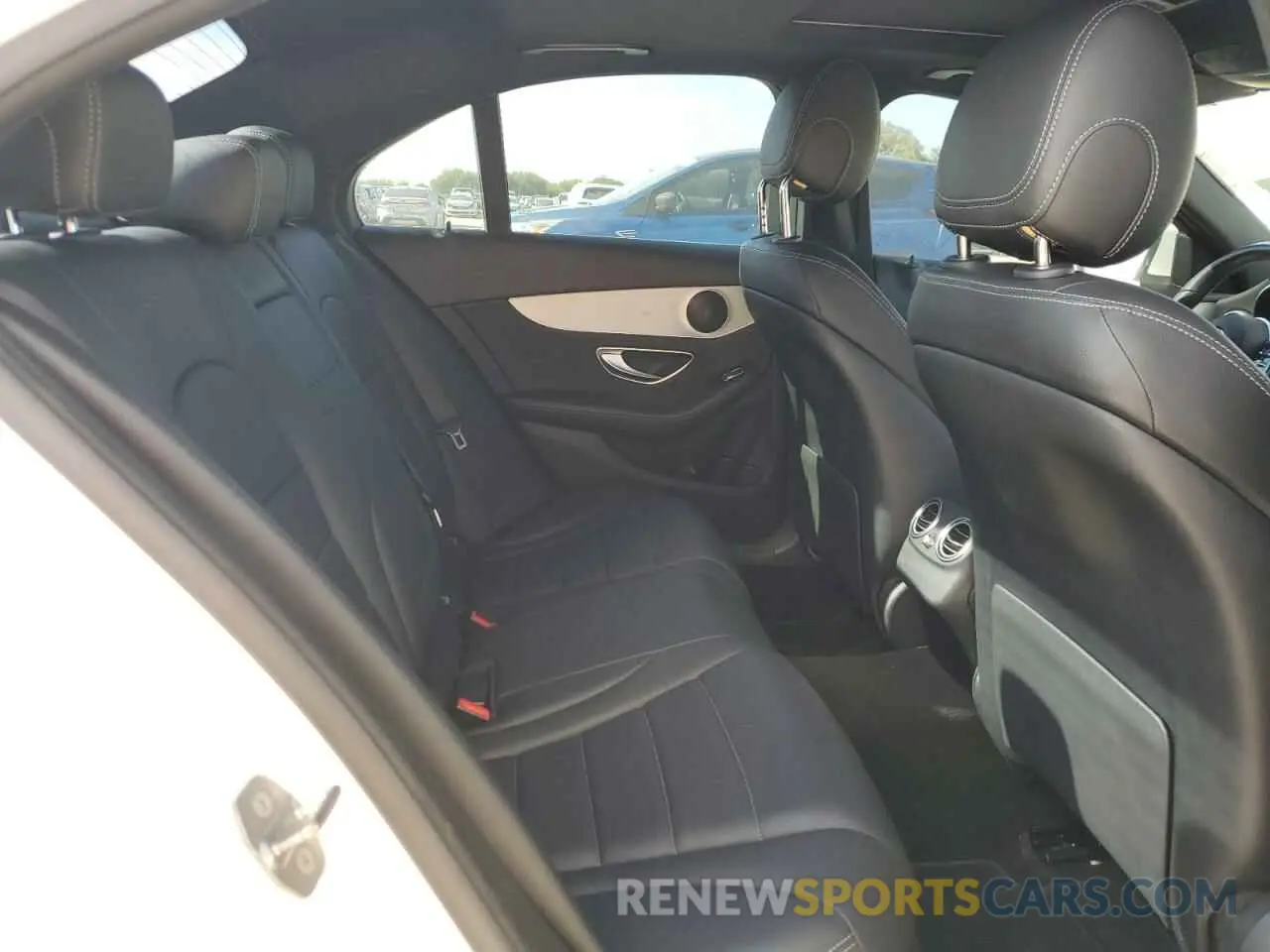 10 Photograph of a damaged car 55SWF8DB7KU303928 MERCEDES-BENZ C-CLASS 2019