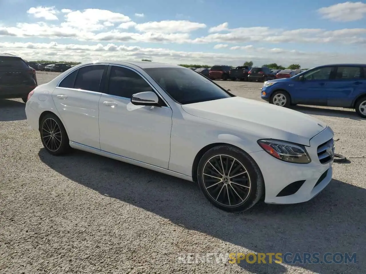4 Photograph of a damaged car 55SWF8DB7KU303928 MERCEDES-BENZ C-CLASS 2019