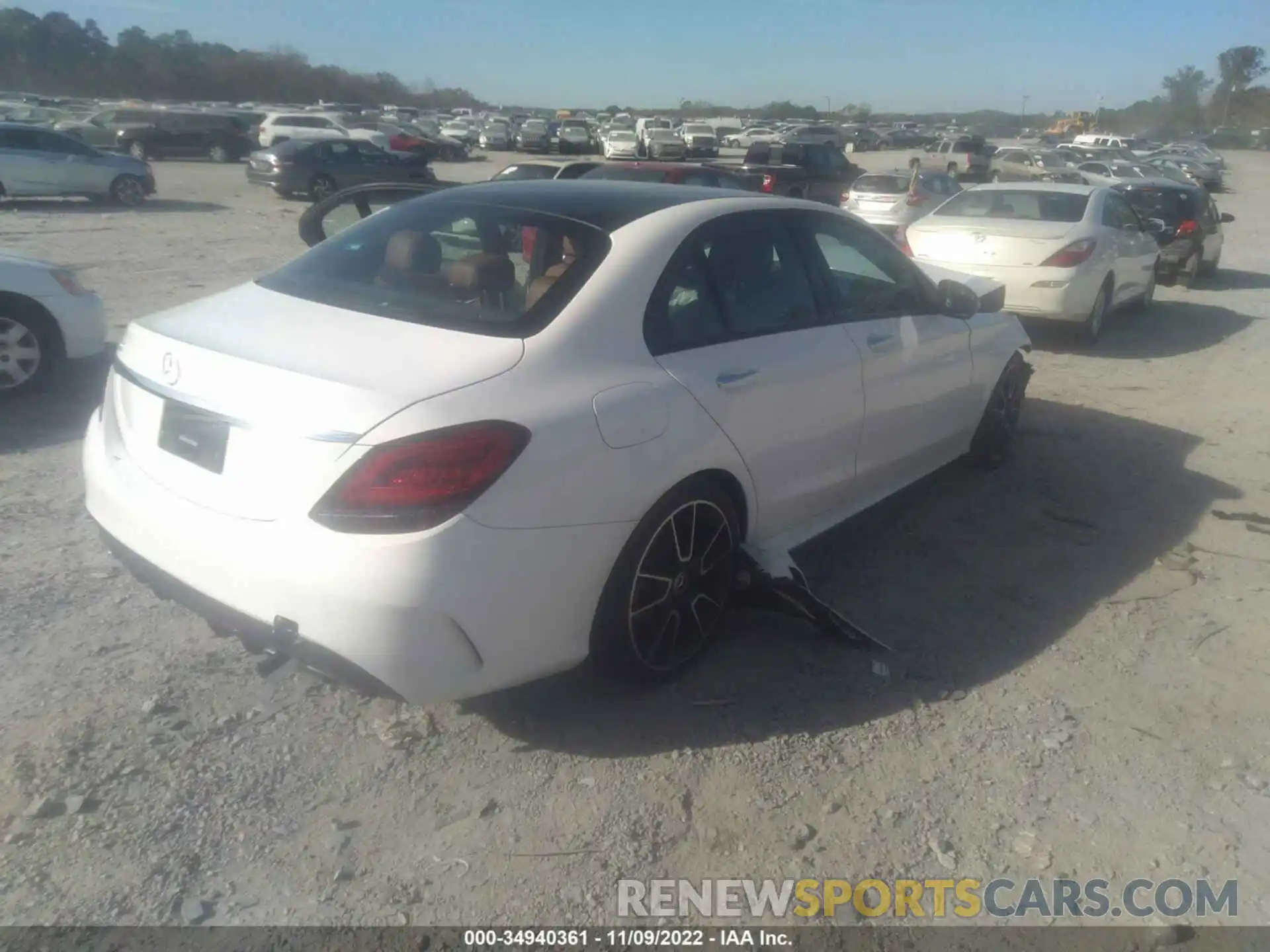 4 Photograph of a damaged car 55SWF8DB8KU293037 MERCEDES-BENZ C-CLASS 2019