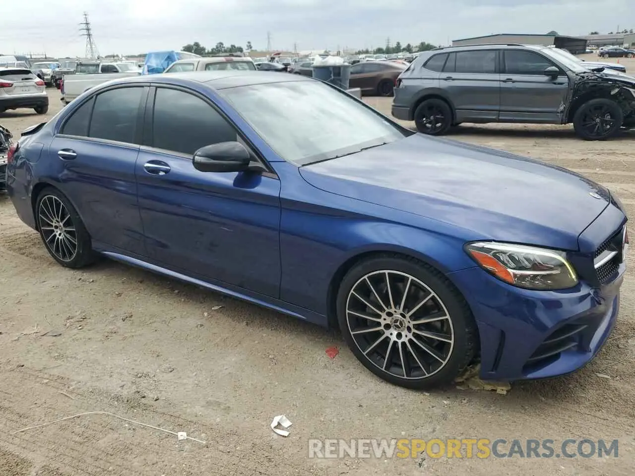 4 Photograph of a damaged car 55SWF8DB8KU317563 MERCEDES-BENZ C-CLASS 2019