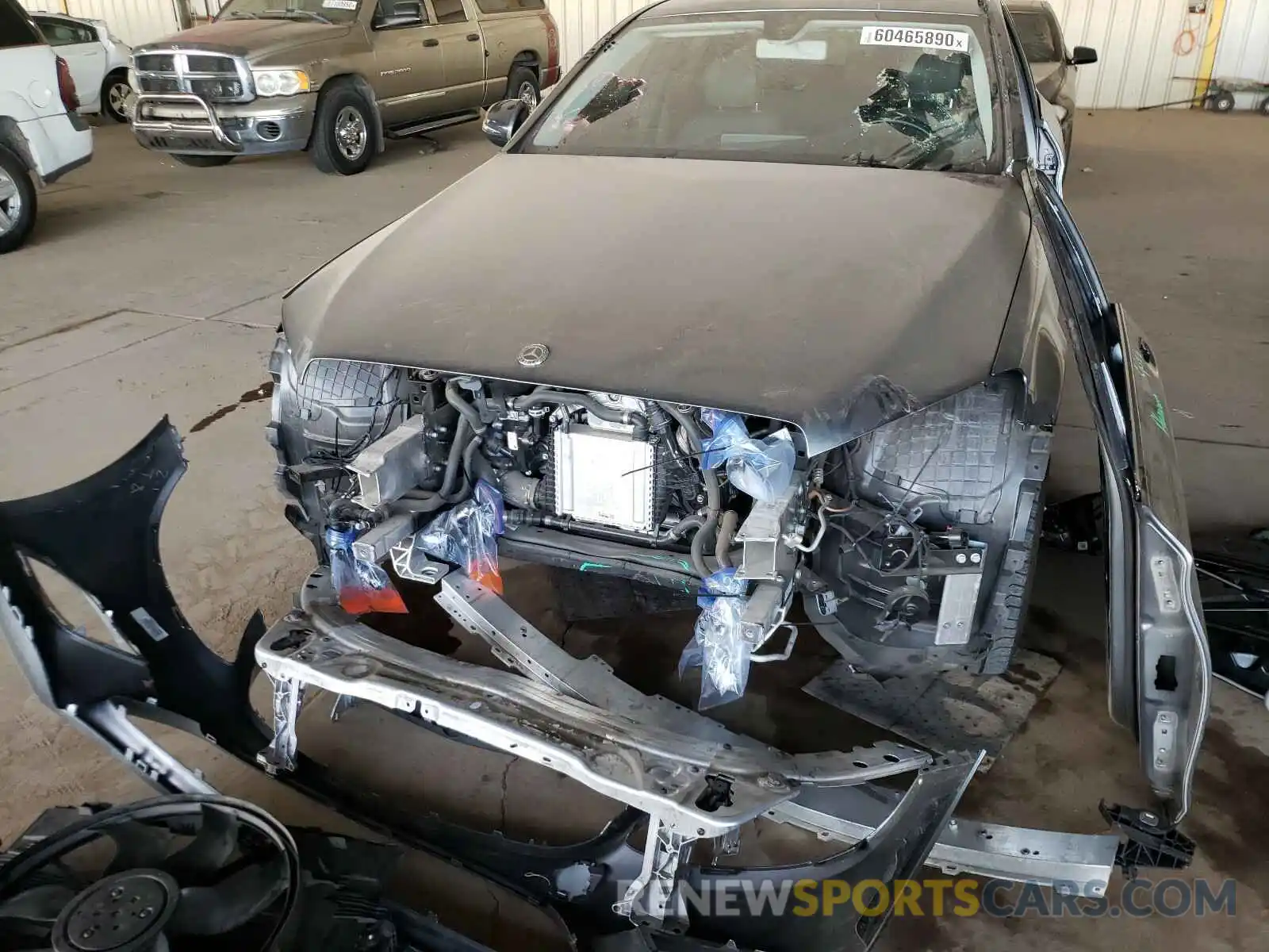 9 Photograph of a damaged car 55SWF8DB9KU298120 MERCEDES-BENZ C CLASS 2019