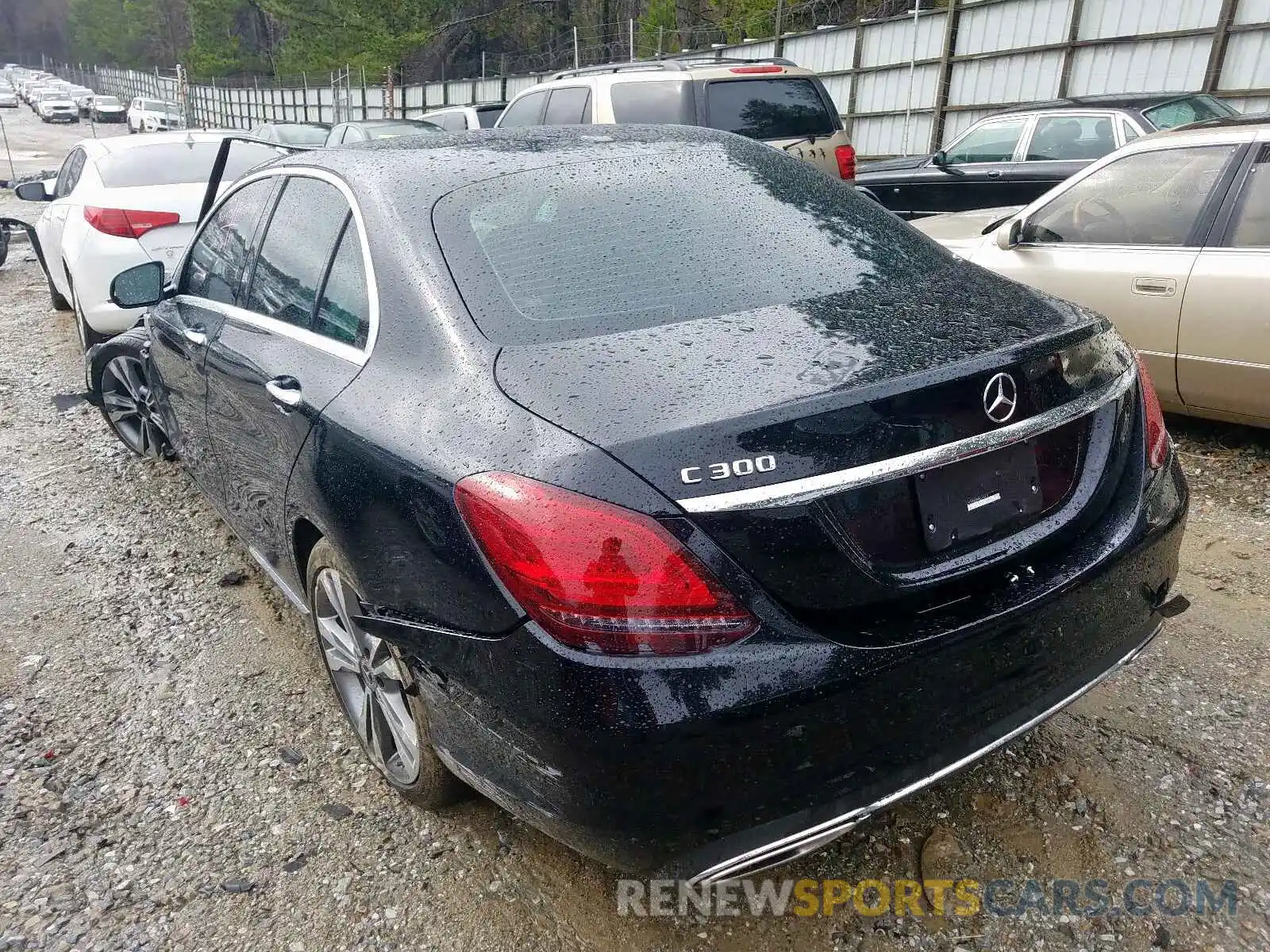 3 Photograph of a damaged car 55SWF8DB9KU316972 MERCEDES-BENZ C CLASS 2019