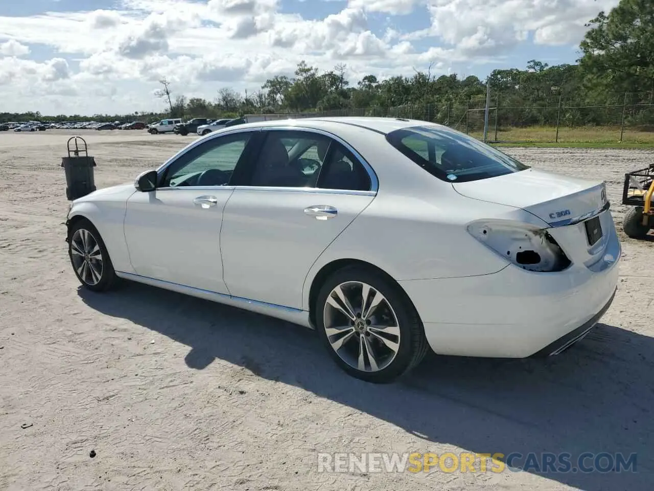 2 Photograph of a damaged car 55SWF8DBXKU287272 MERCEDES-BENZ C-CLASS 2019