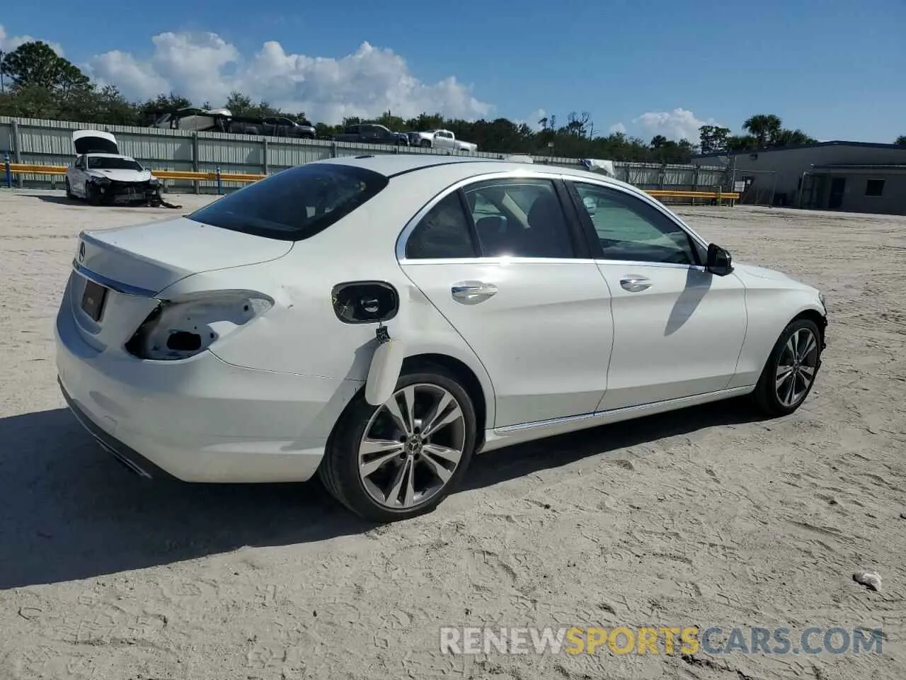3 Photograph of a damaged car 55SWF8DBXKU287272 MERCEDES-BENZ C-CLASS 2019