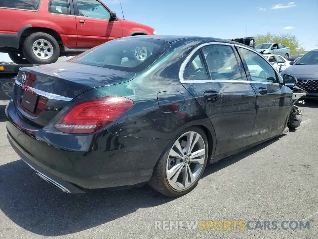 3 Photograph of a damaged car 55SWF8DBXKU289278 MERCEDES-BENZ C-CLASS 2019