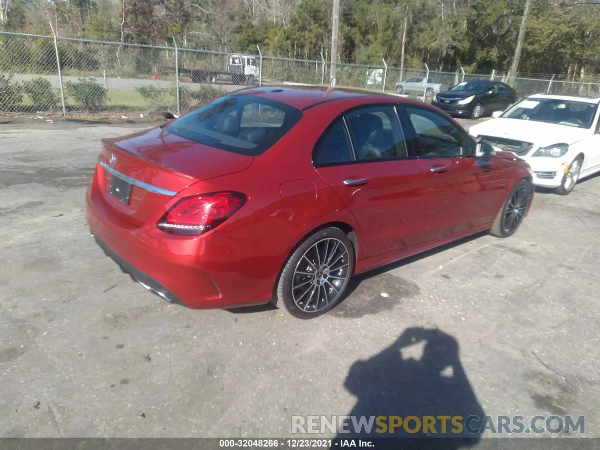 4 Photograph of a damaged car 55SWF8DBXKU293458 MERCEDES-BENZ C-CLASS 2019