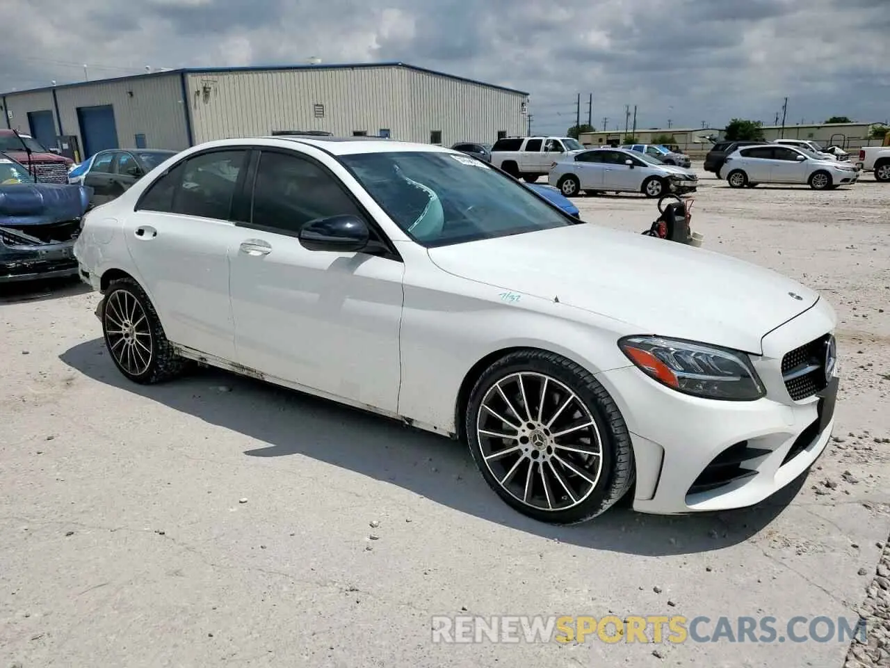 4 Photograph of a damaged car 55SWF8DBXKU310789 MERCEDES-BENZ C-CLASS 2019