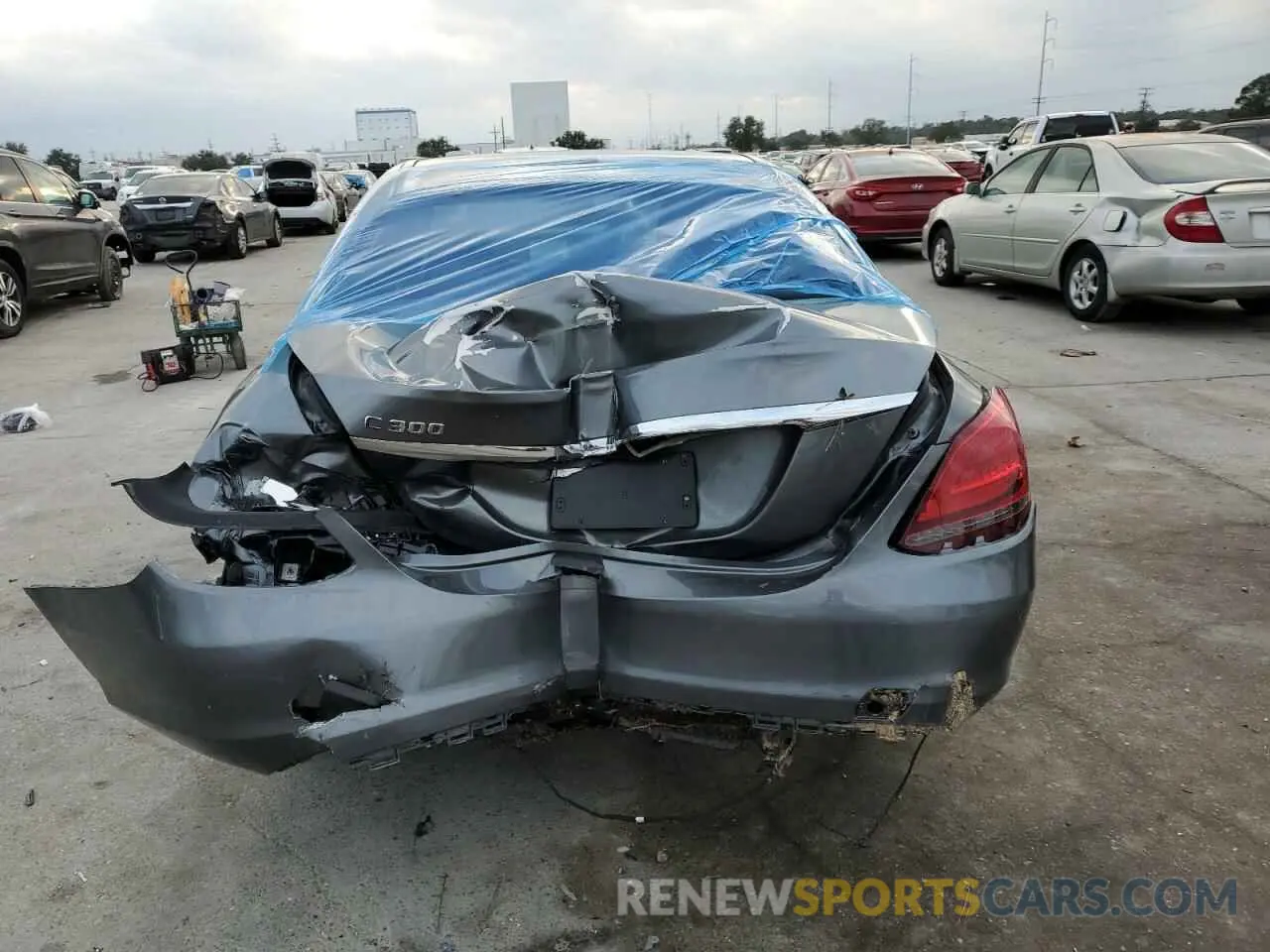 6 Photograph of a damaged car 55SWF8DBXKU315667 MERCEDES-BENZ C-CLASS 2019