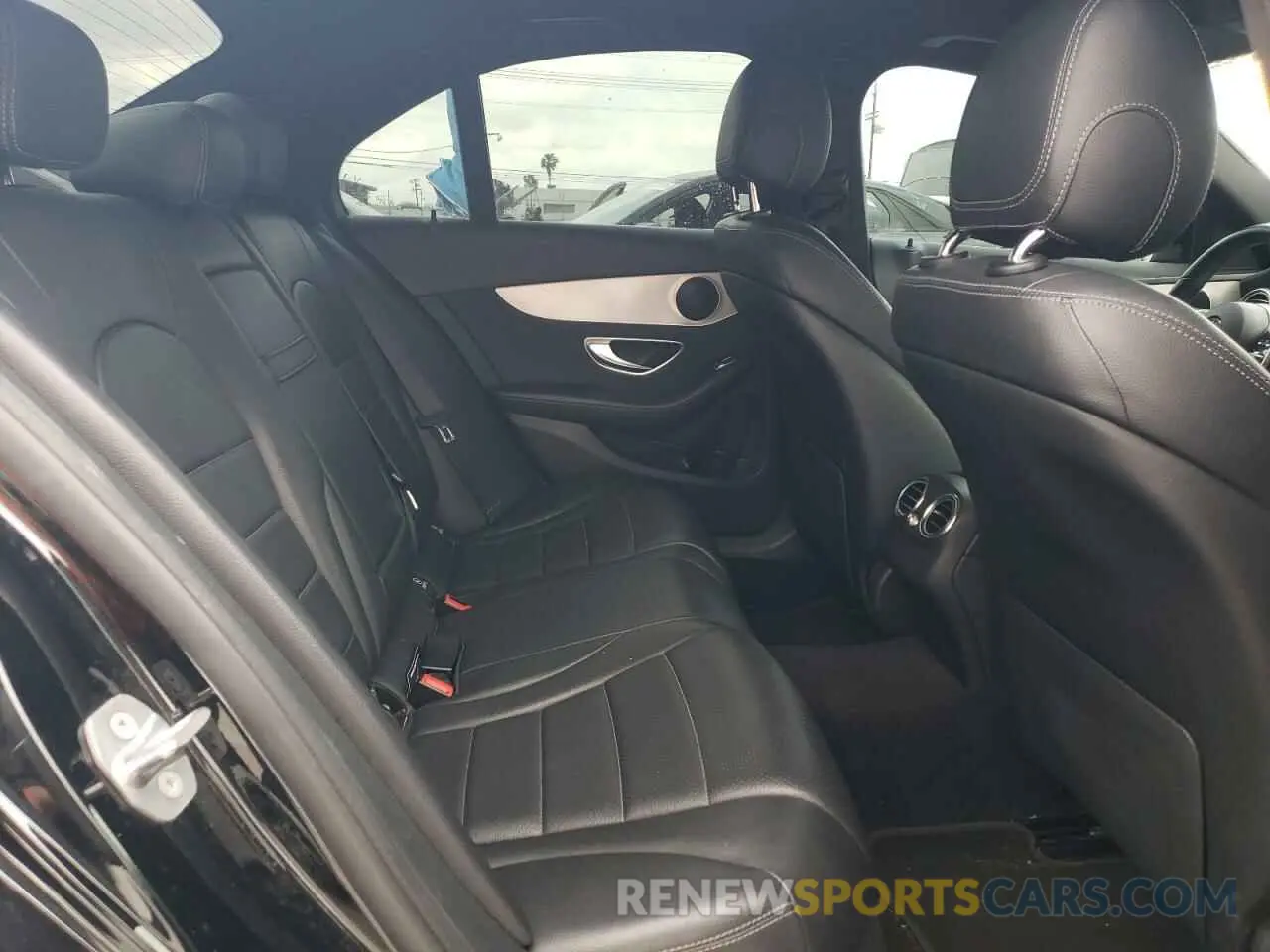 10 Photograph of a damaged car 55SWF8DBXKU319380 MERCEDES-BENZ C-CLASS 2019