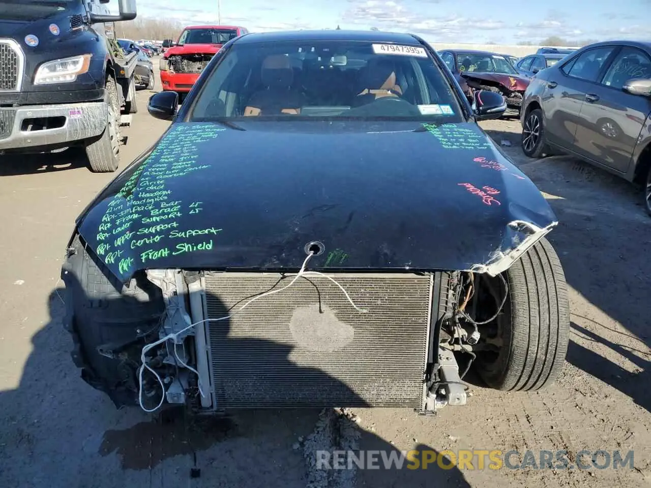 5 Photograph of a damaged car 55SWF8EB1KU283402 MERCEDES-BENZ C-CLASS 2019