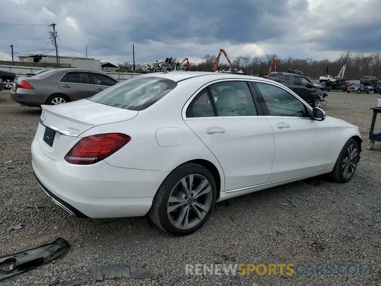 3 Photograph of a damaged car 55SWF8EB1KU292343 MERCEDES-BENZ C-CLASS 2019