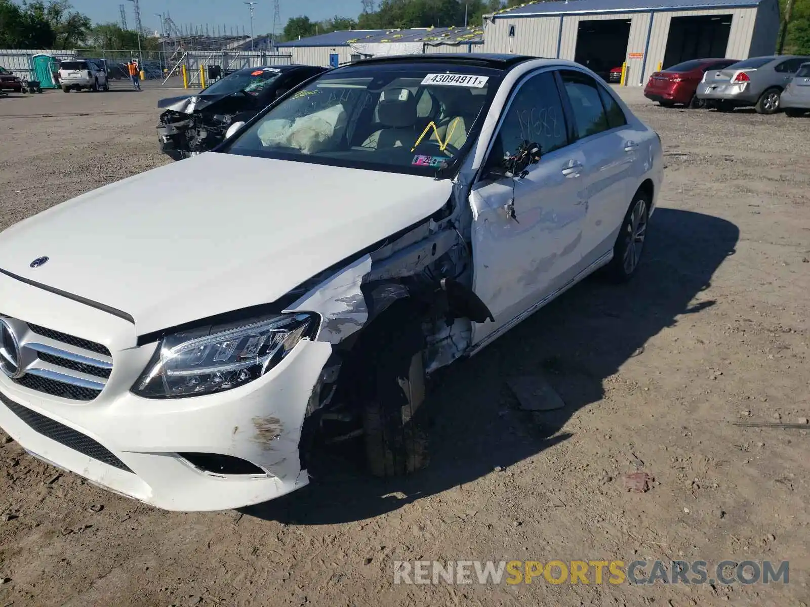 9 Photograph of a damaged car 55SWF8EB2KU292495 MERCEDES-BENZ C CLASS 2019