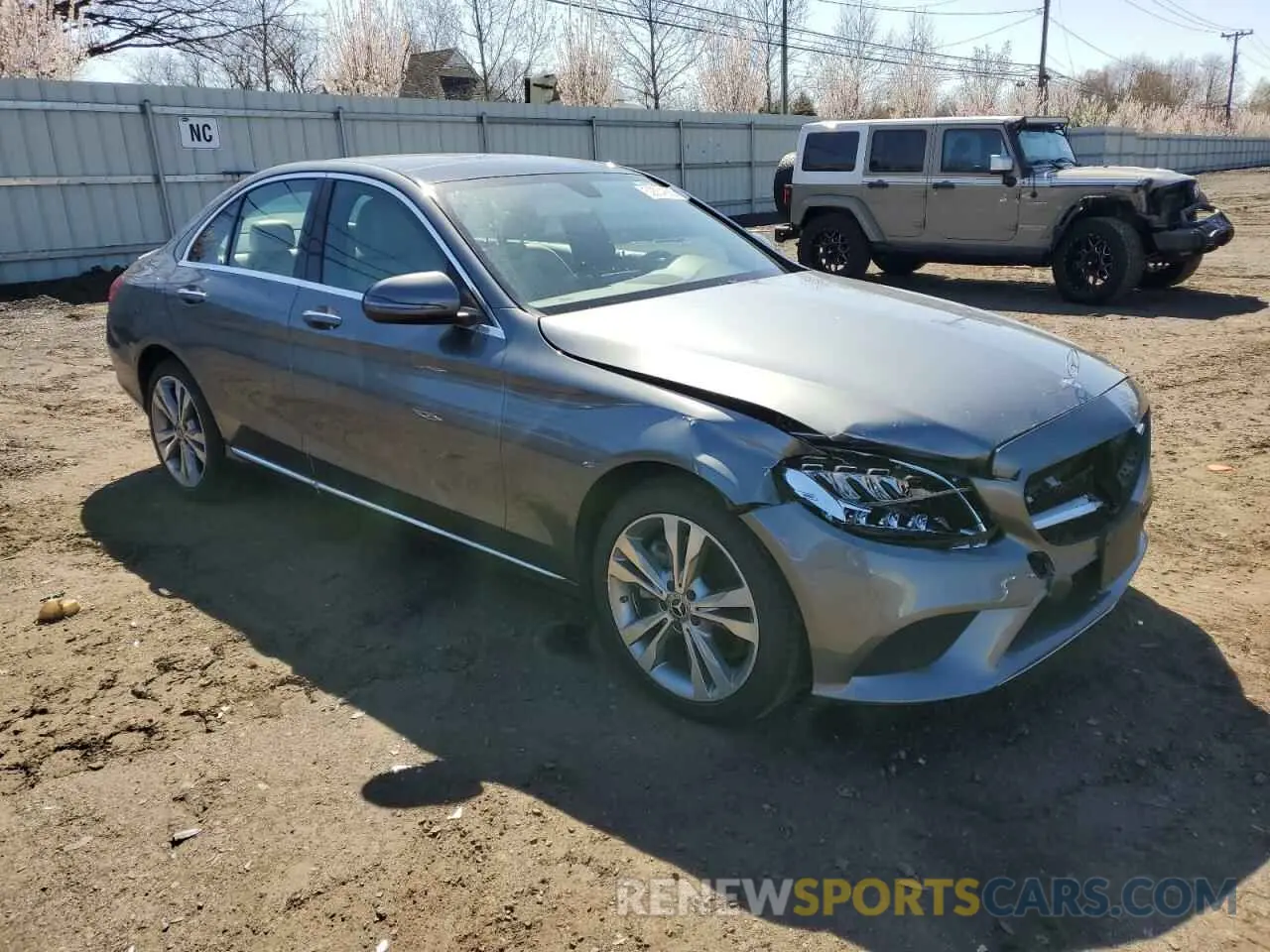 4 Photograph of a damaged car 55SWF8EB2KU292884 MERCEDES-BENZ C-CLASS 2019