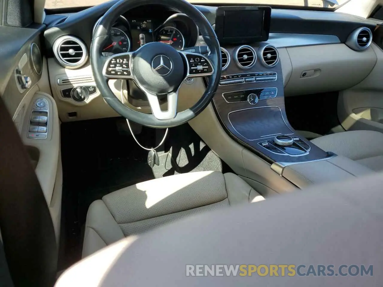 8 Photograph of a damaged car 55SWF8EB2KU292884 MERCEDES-BENZ C-CLASS 2019