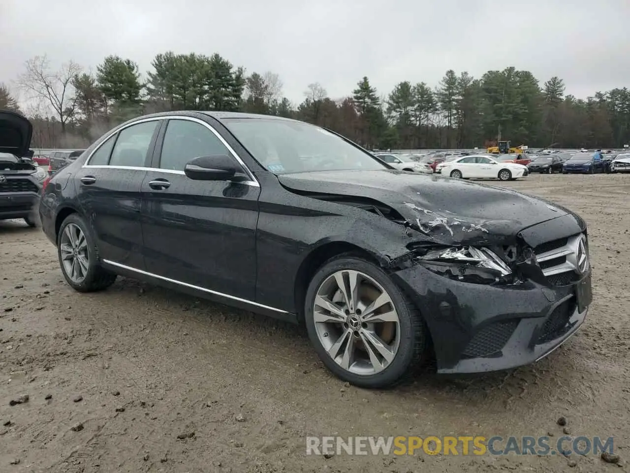 4 Photograph of a damaged car 55SWF8EB3KU284583 MERCEDES-BENZ C-CLASS 2019