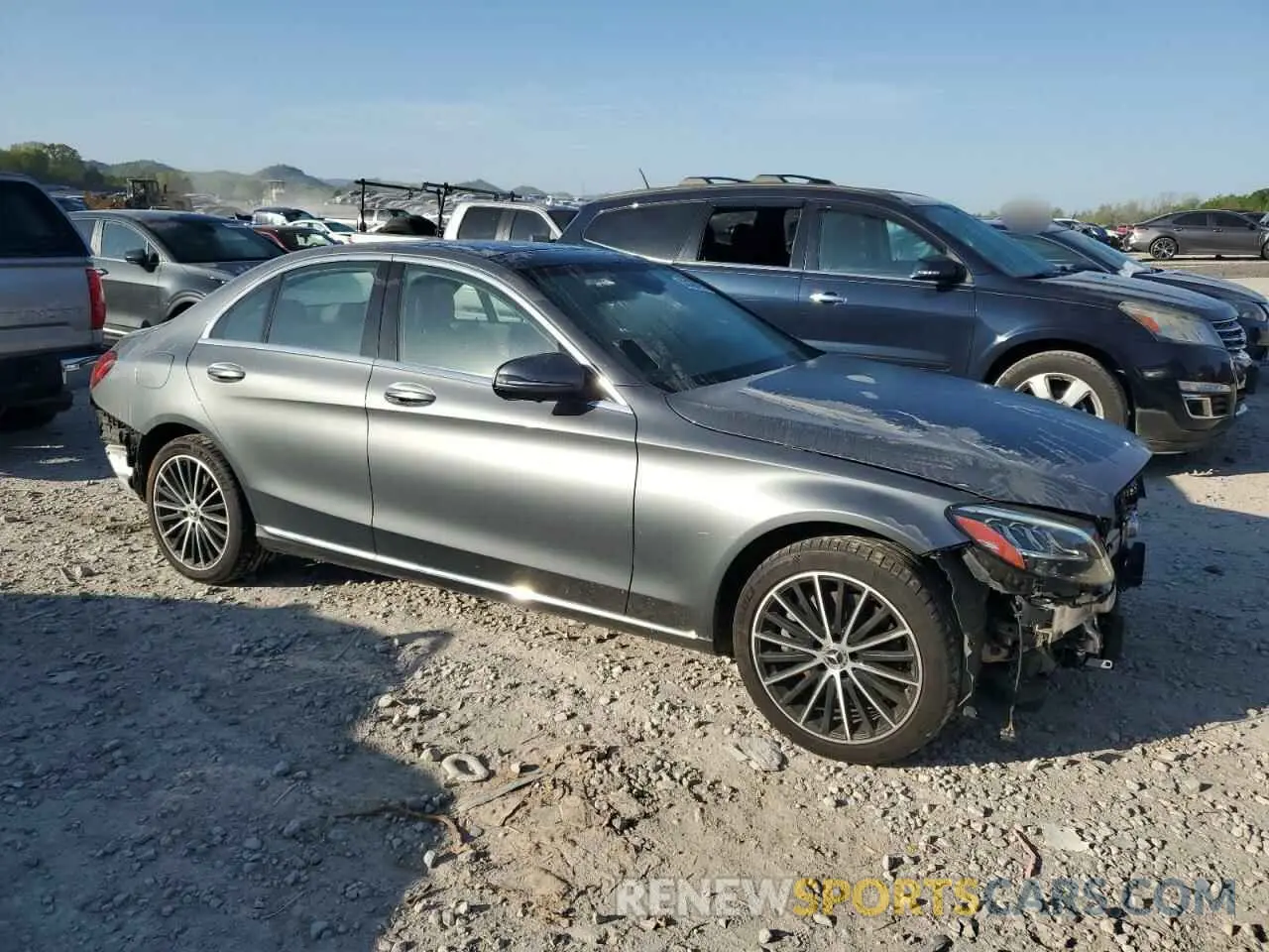 4 Photograph of a damaged car 55SWF8EB3KU293252 MERCEDES-BENZ C-CLASS 2019