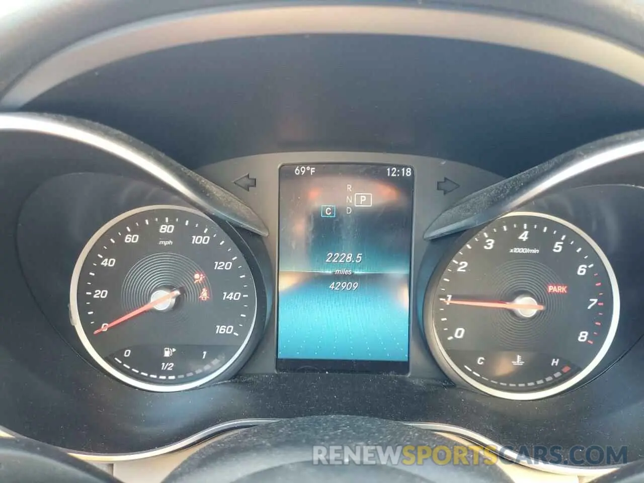 9 Photograph of a damaged car 55SWF8EB3KU300281 MERCEDES-BENZ C-CLASS 2019