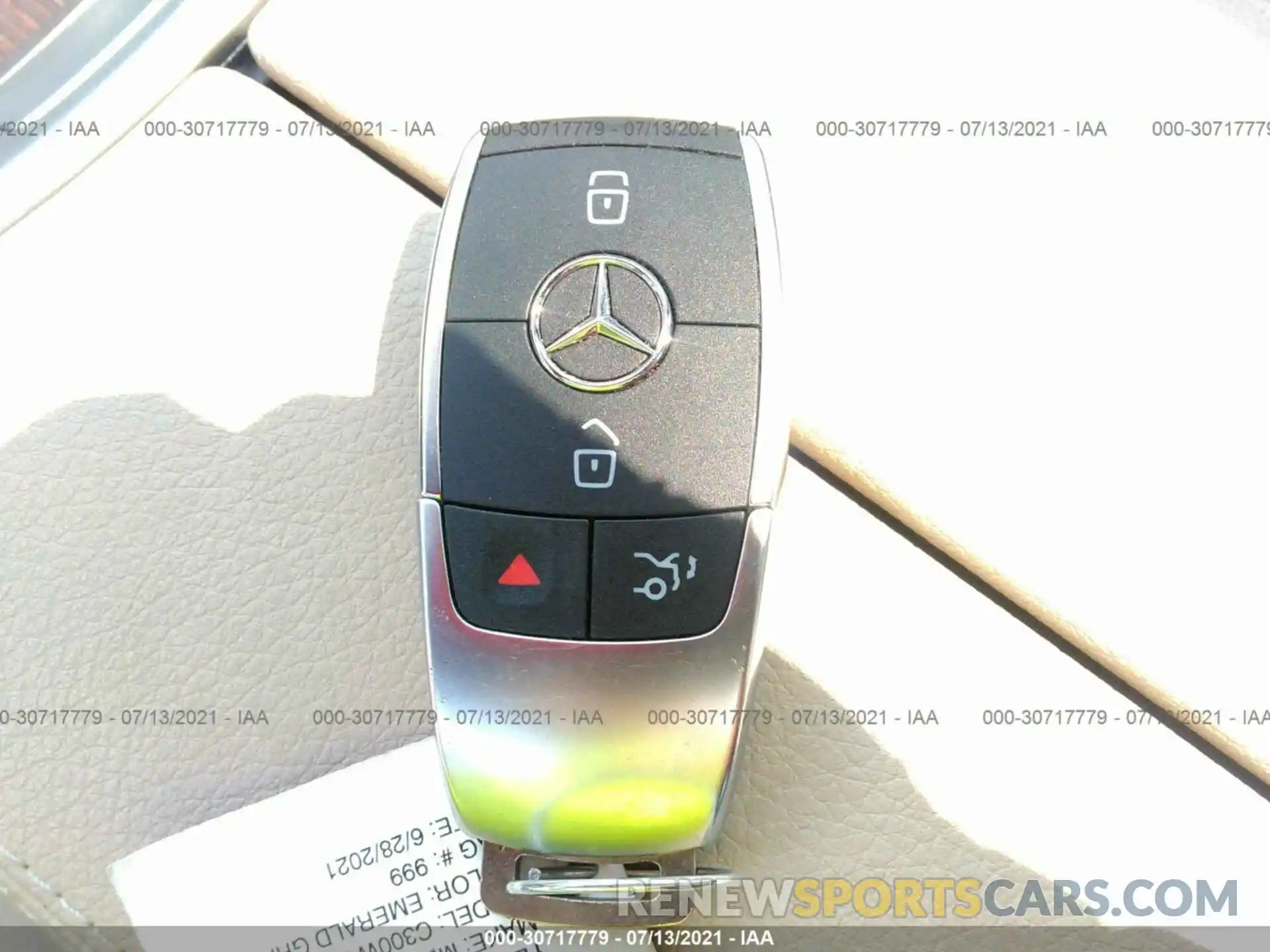 11 Photograph of a damaged car 55SWF8EB3KU306999 MERCEDES-BENZ C-CLASS 2019