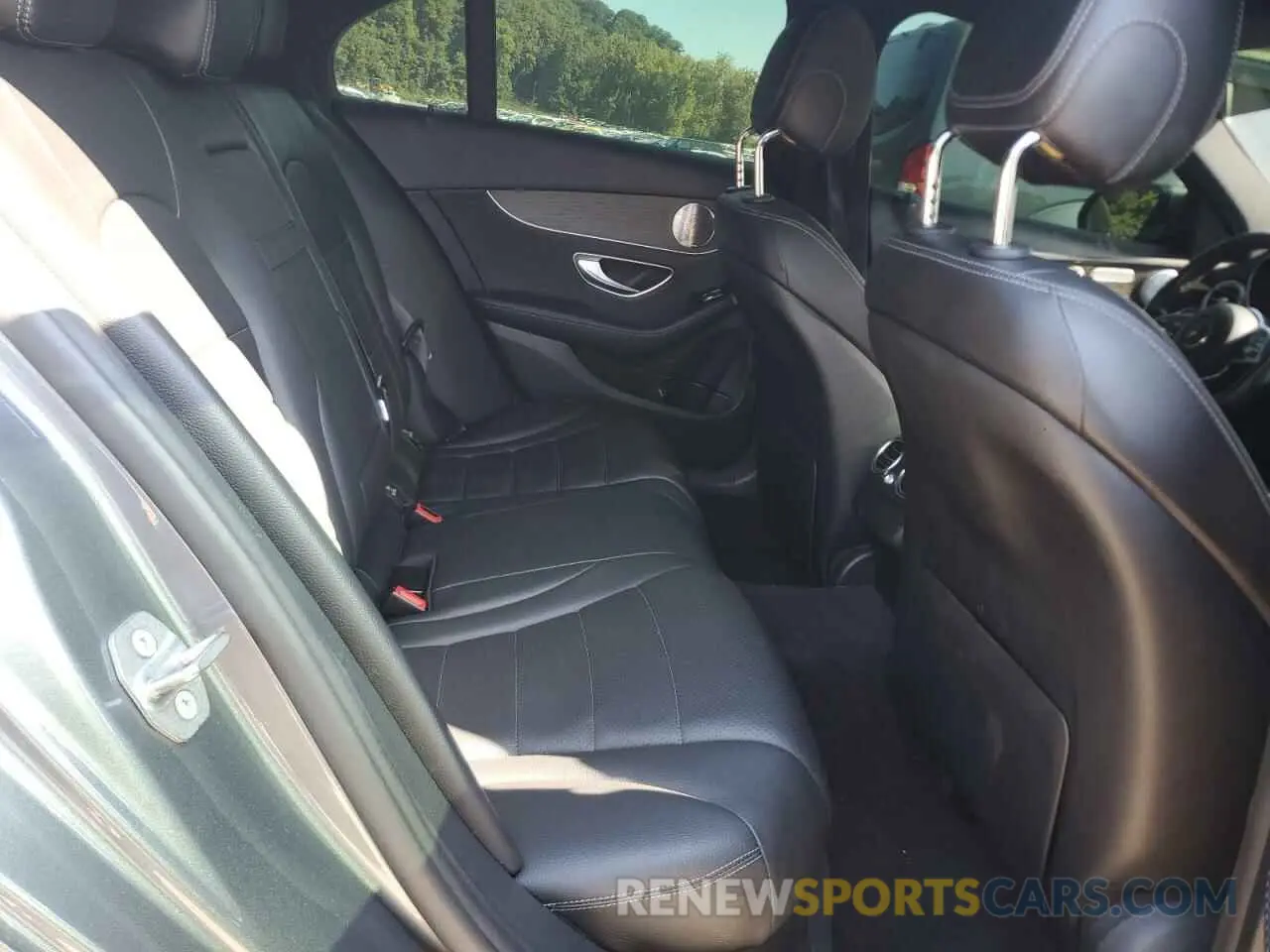 10 Photograph of a damaged car 55SWF8EB5KU286397 MERCEDES-BENZ C-CLASS 2019