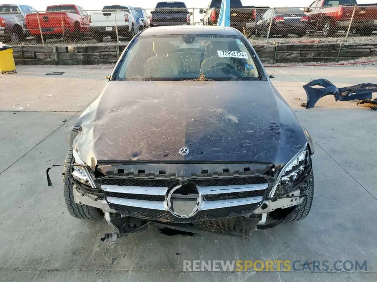 5 Photograph of a damaged car 55SWF8EB5KU287114 MERCEDES-BENZ C-CLASS 2019