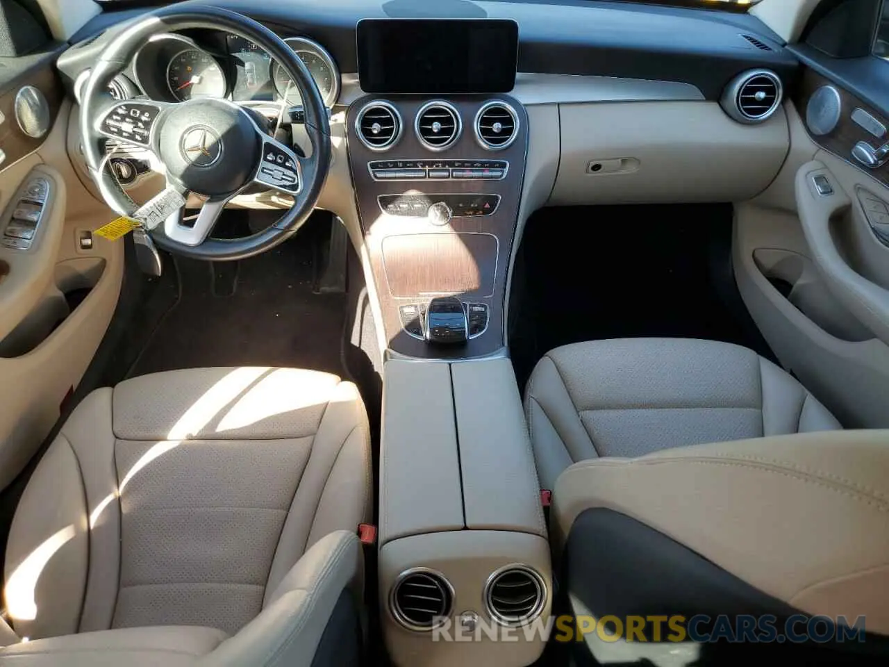 8 Photograph of a damaged car 55SWF8EB5KU287257 MERCEDES-BENZ C-CLASS 2019