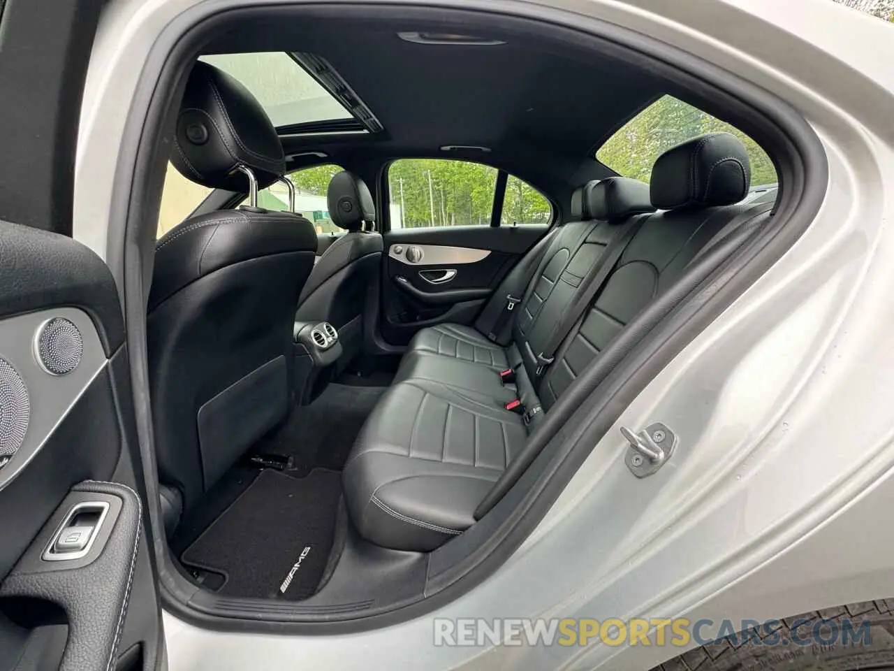 11 Photograph of a damaged car 55SWF8EB5KU289008 MERCEDES-BENZ C-CLASS 2019