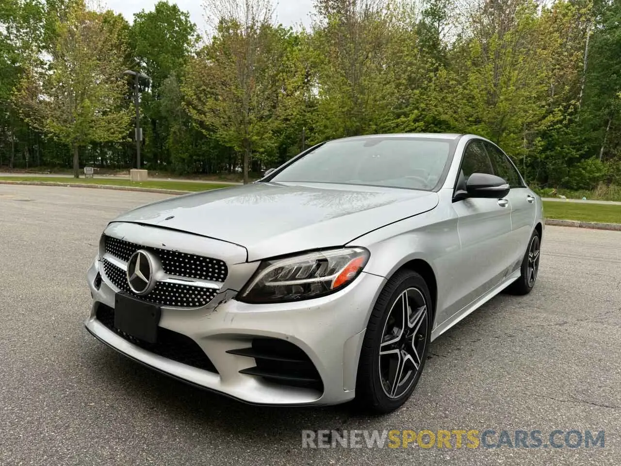 2 Photograph of a damaged car 55SWF8EB5KU289008 MERCEDES-BENZ C-CLASS 2019