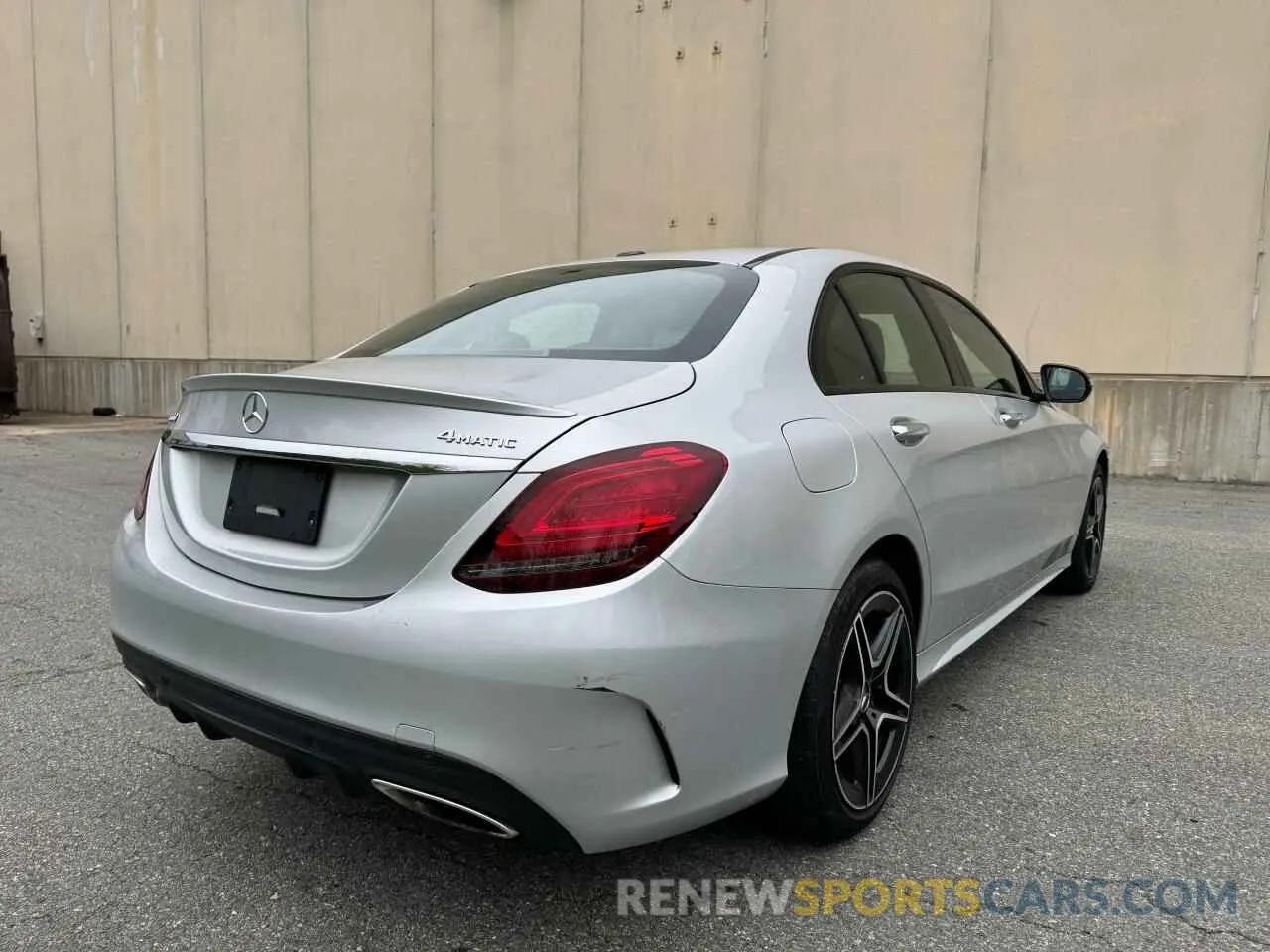 4 Photograph of a damaged car 55SWF8EB5KU289008 MERCEDES-BENZ C-CLASS 2019