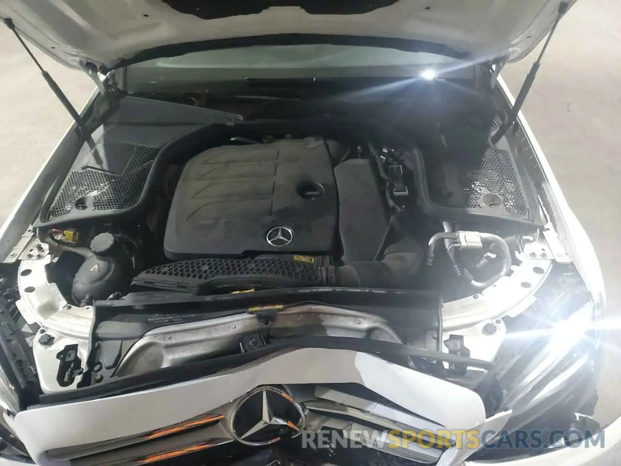 11 Photograph of a damaged car 55SWF8EB5KU300735 MERCEDES-BENZ C-CLASS 2019