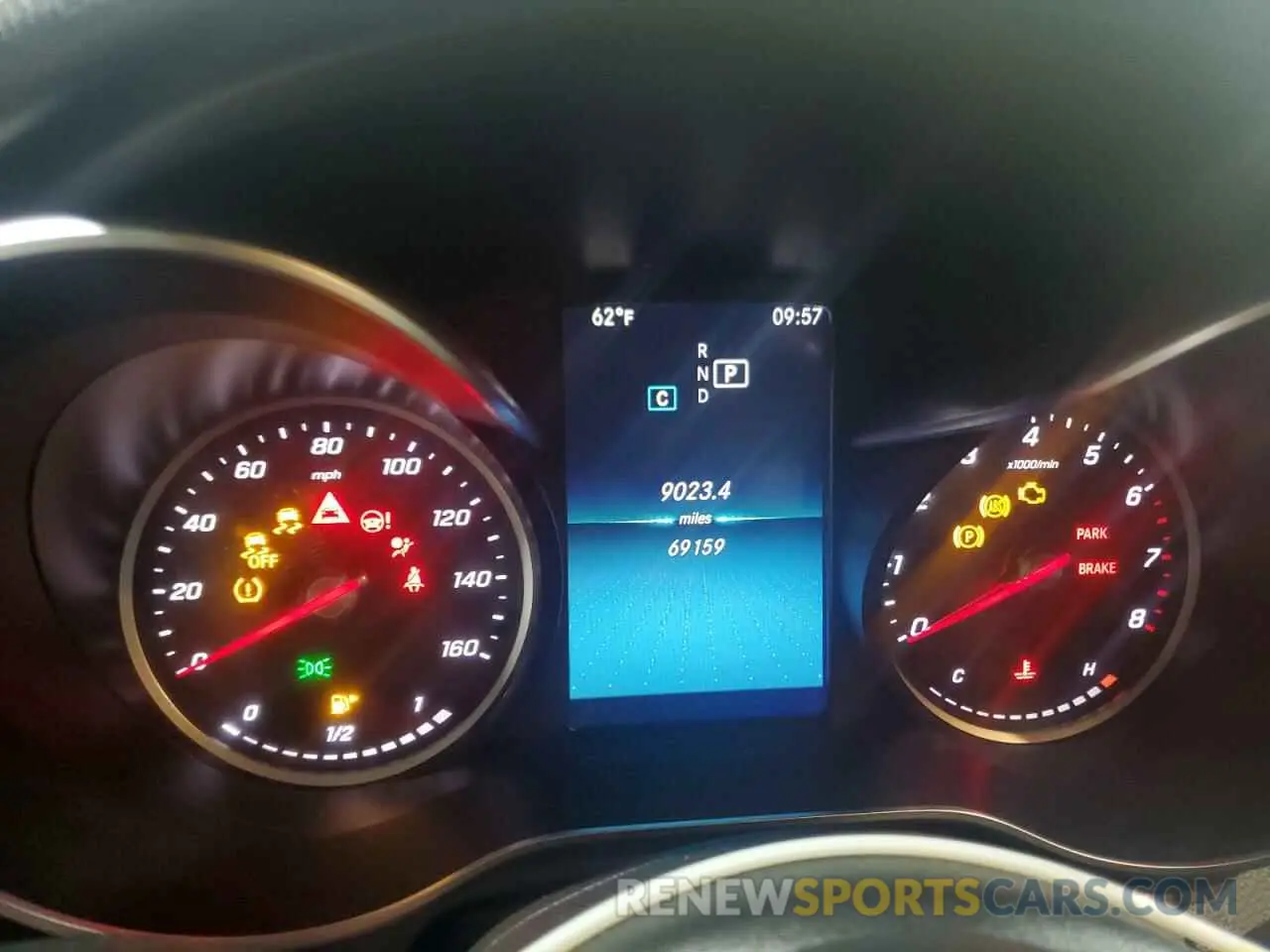 9 Photograph of a damaged car 55SWF8EB5KU300735 MERCEDES-BENZ C-CLASS 2019