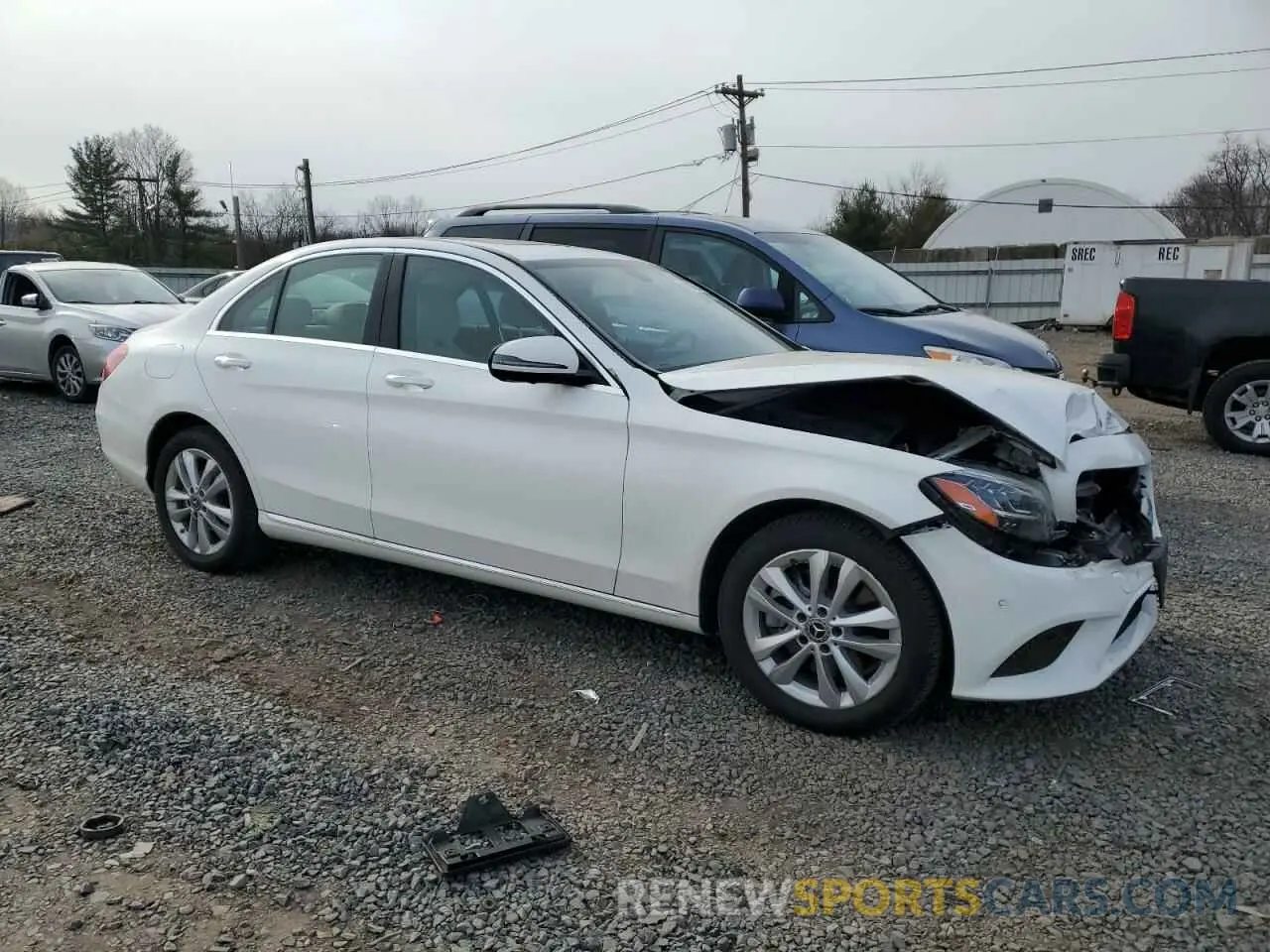 4 Photograph of a damaged car 55SWF8EB5KU305563 MERCEDES-BENZ C-CLASS 2019