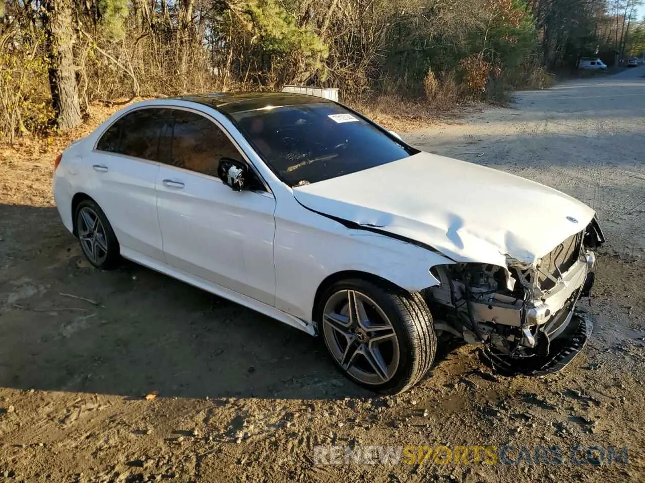 4 Photograph of a damaged car 55SWF8EB5KU311105 MERCEDES-BENZ C-CLASS 2019