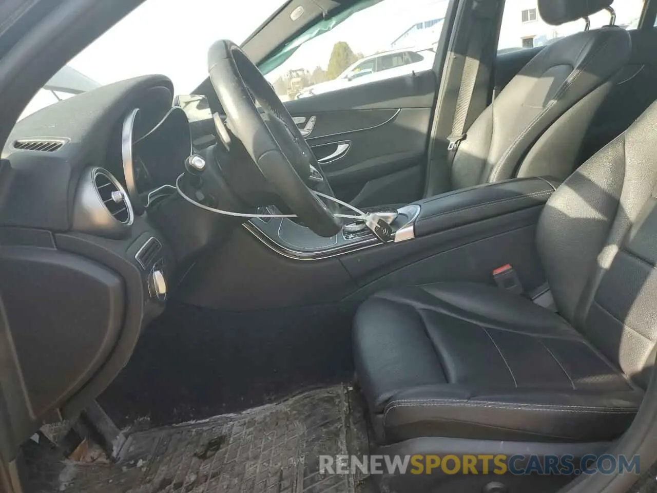 7 Photograph of a damaged car 55SWF8EB5KU322301 MERCEDES-BENZ C-CLASS 2019