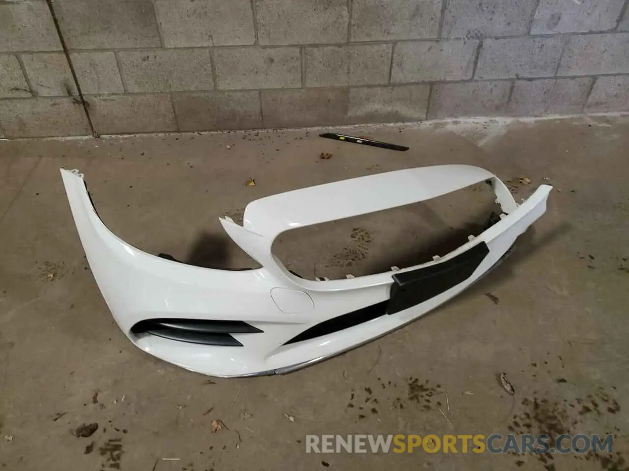 13 Photograph of a damaged car 55SWF8EB6KU302753 MERCEDES-BENZ C-CLASS 2019