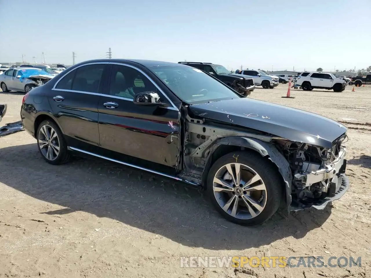 4 Photograph of a damaged car 55SWF8EB7KU311851 MERCEDES-BENZ C-CLASS 2019