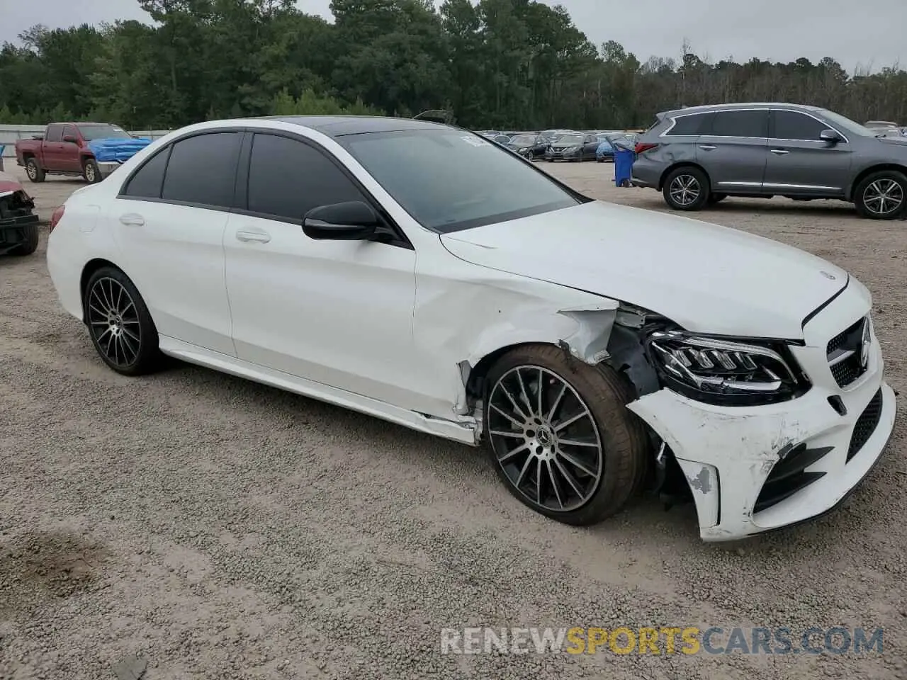 4 Photograph of a damaged car 55SWF8EB7KU322350 MERCEDES-BENZ C-CLASS 2019