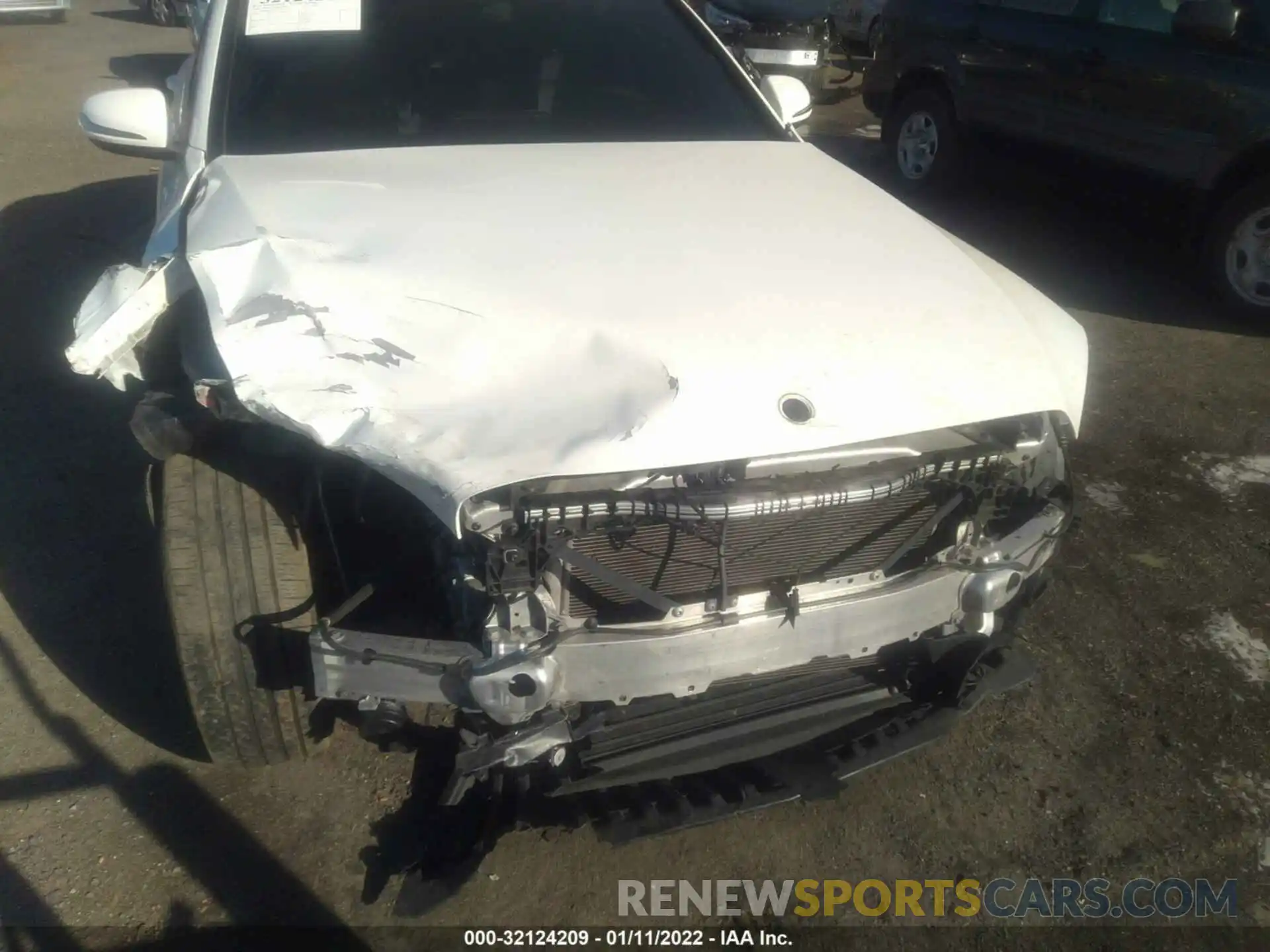 6 Photograph of a damaged car 55SWF8EB8KU287768 MERCEDES-BENZ C-CLASS 2019