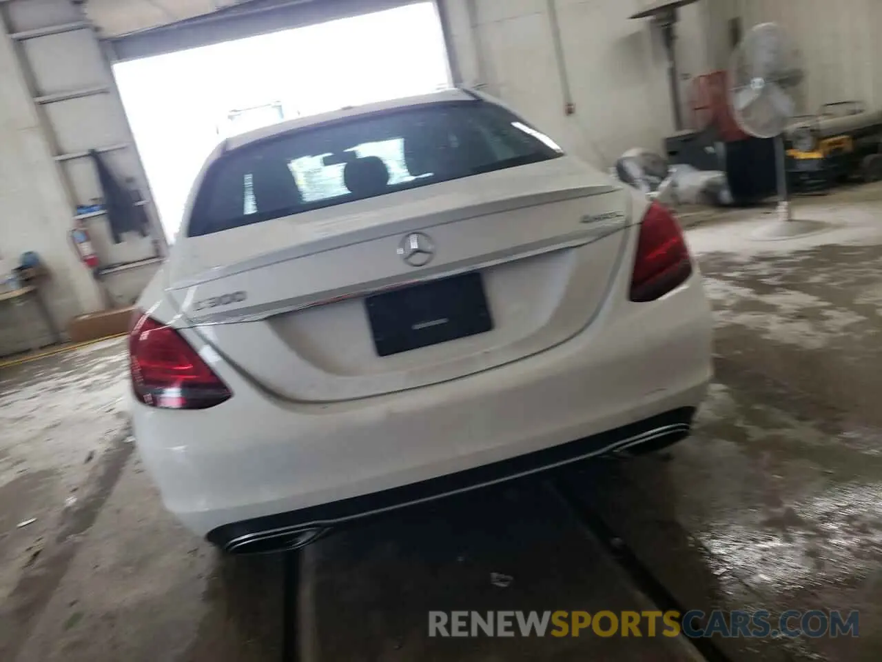6 Photograph of a damaged car 55SWF8EB8KU321336 MERCEDES-BENZ C-CLASS 2019