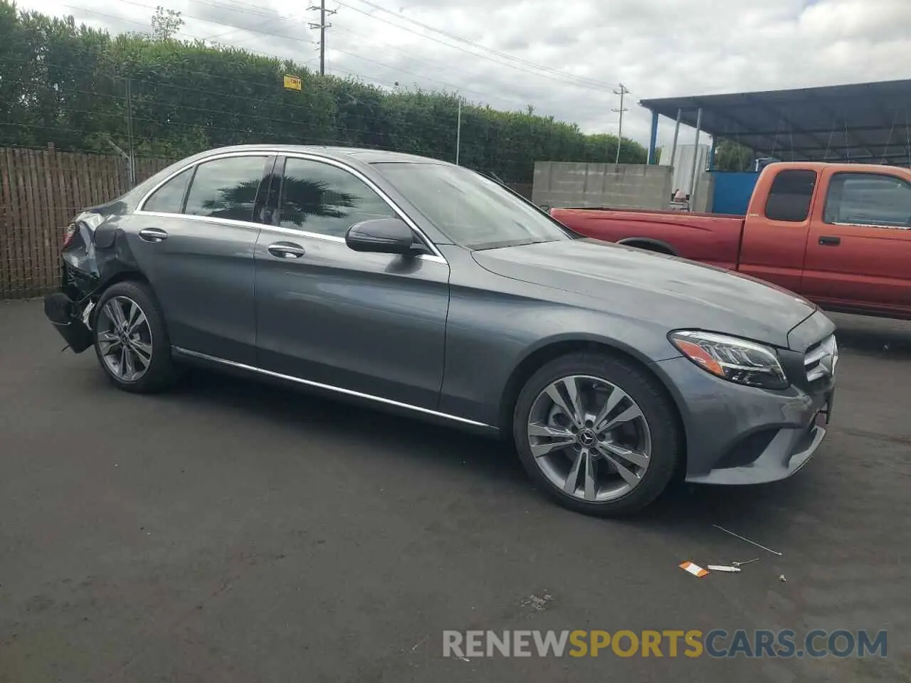 4 Photograph of a damaged car 55SWF8EB9KU291263 MERCEDES-BENZ C-CLASS 2019