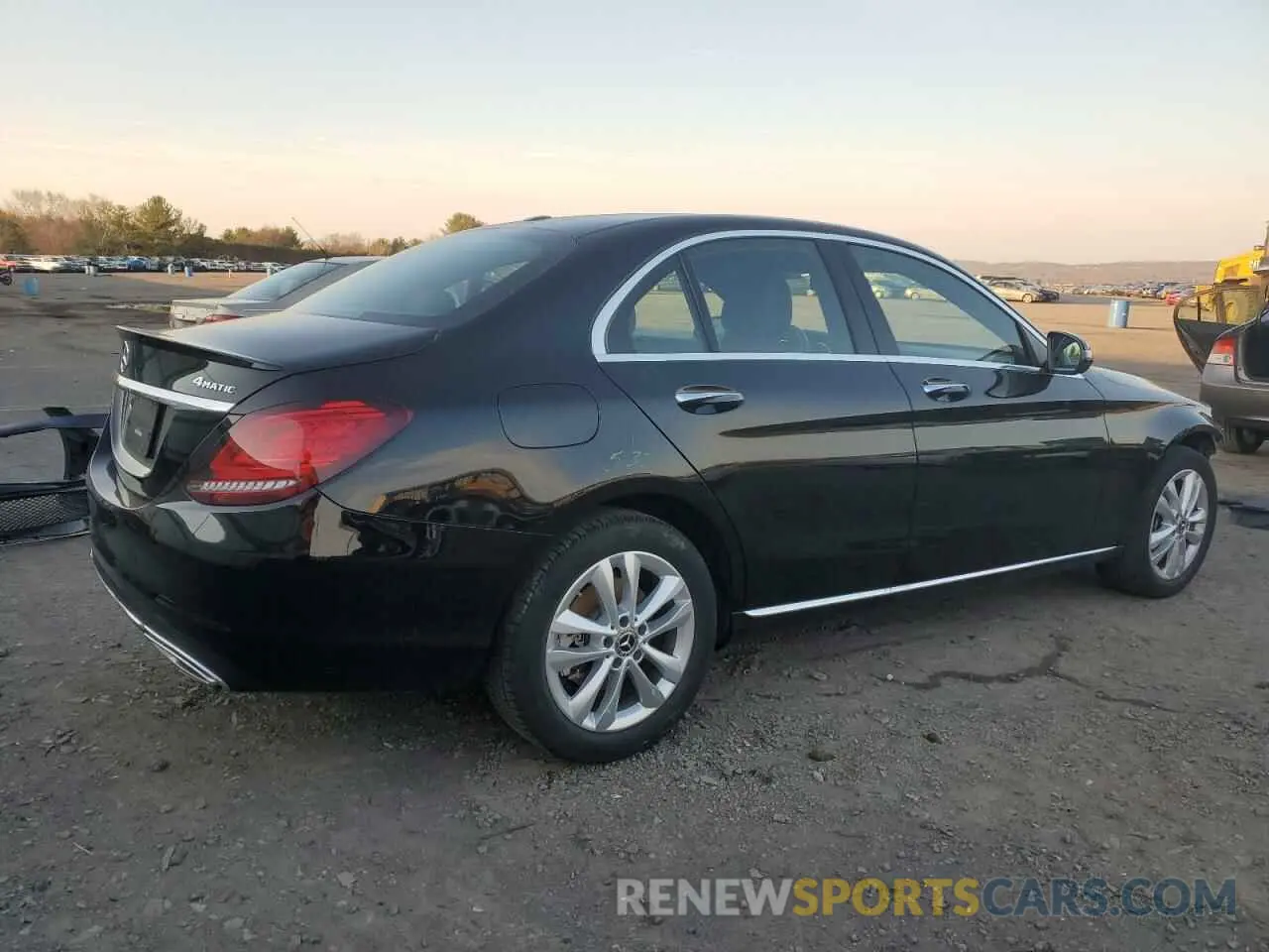 3 Photograph of a damaged car 55SWF8EBXKU284581 MERCEDES-BENZ C-CLASS 2019