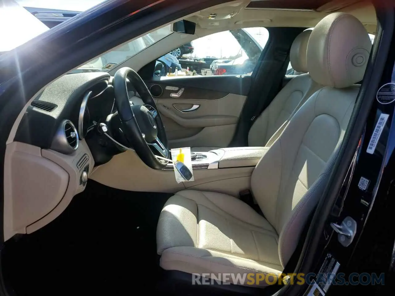 7 Photograph of a damaged car 55SWF8EBXKU285584 MERCEDES-BENZ C-CLASS 2019
